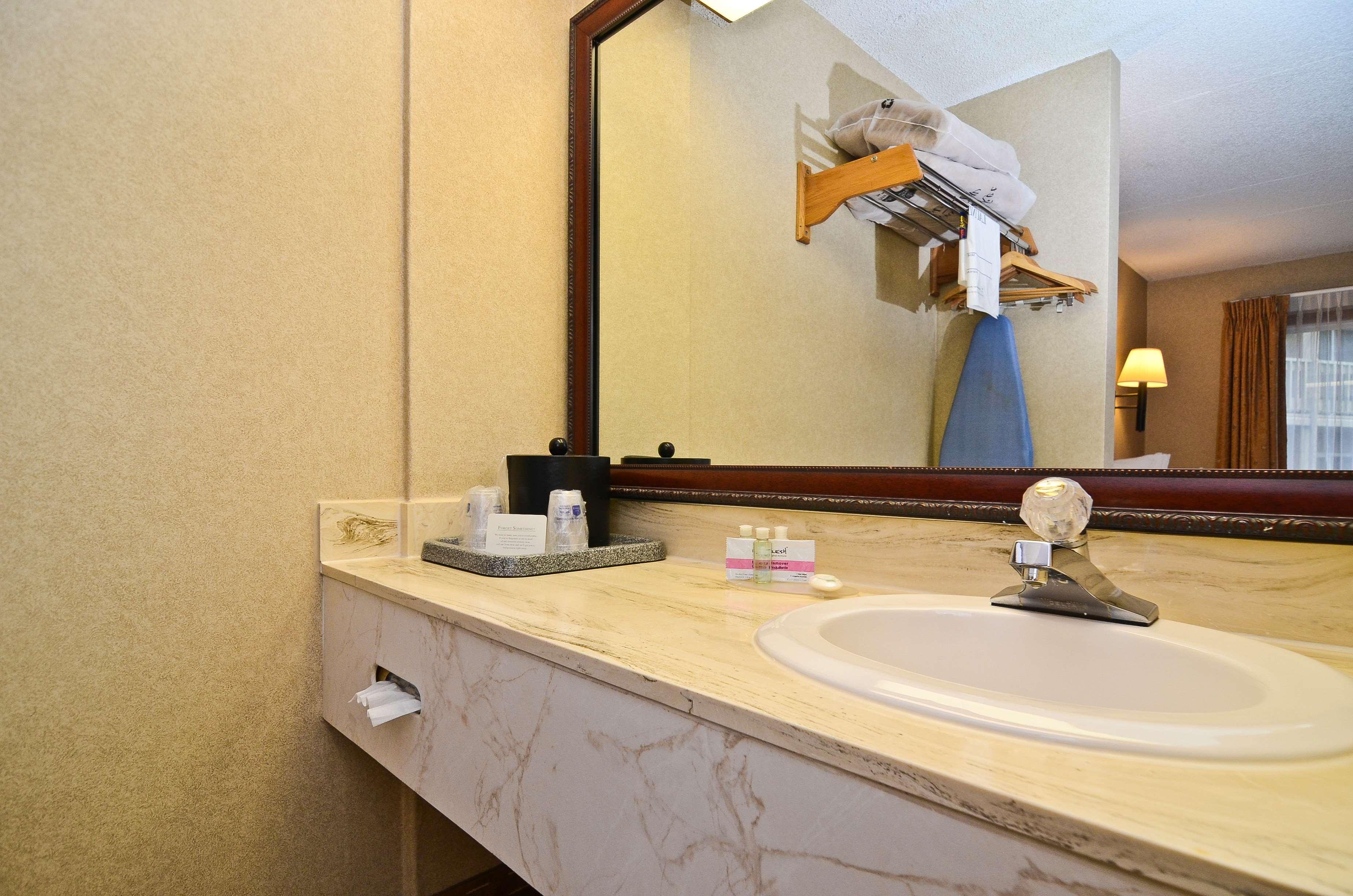 פירנצה Best Western Pier Point Inn מראה חיצוני תמונה