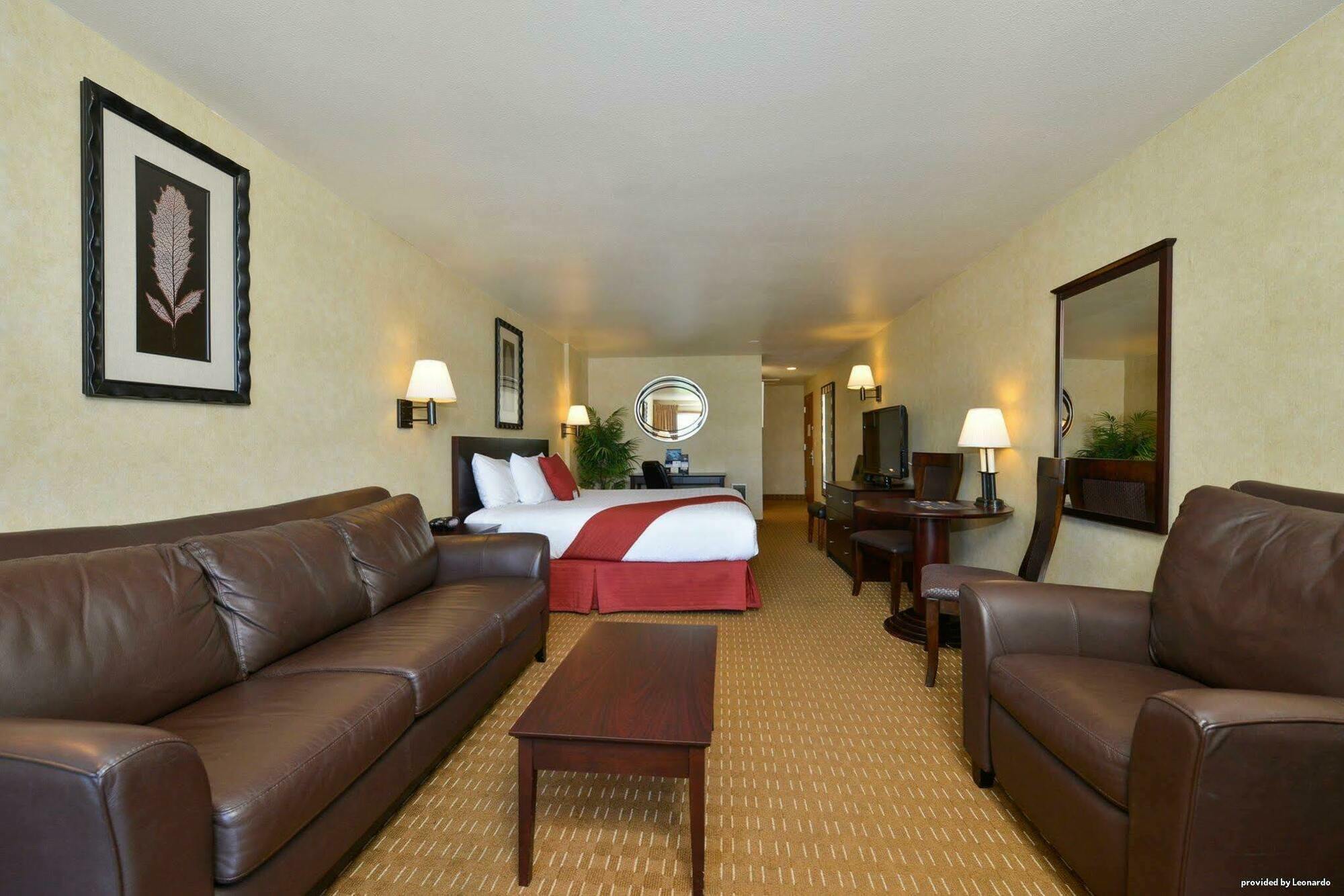 פירנצה Best Western Pier Point Inn מראה חיצוני תמונה